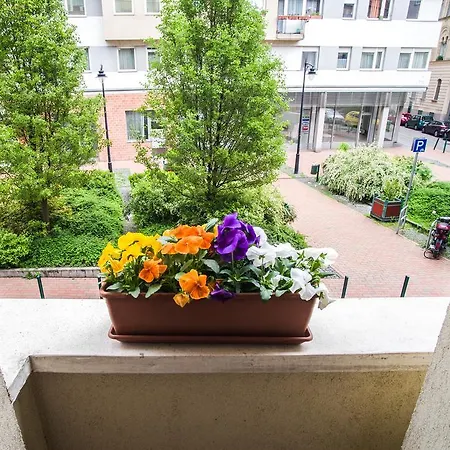 Lovely Corvin Apartment Budapest